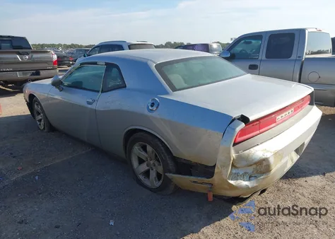 2012 Dodge Challenger Sxt z USA, uszkodzony, nr VIN 2C3CDYAG9CH232242